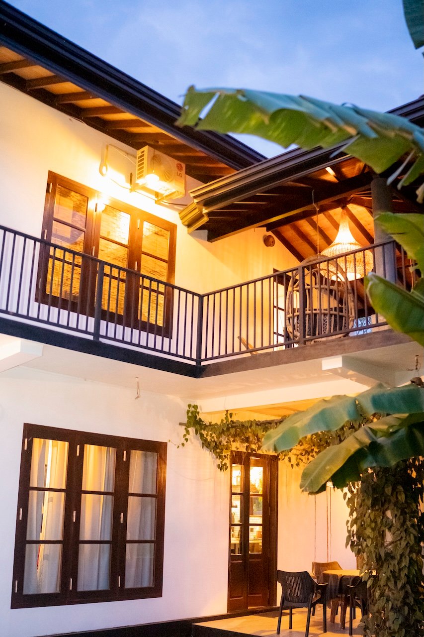 Casa-Monkey-Sri-Lanka-Rent-balcony-1 Casa-Monkey-Sri-Lanka-Rent-balcony-1